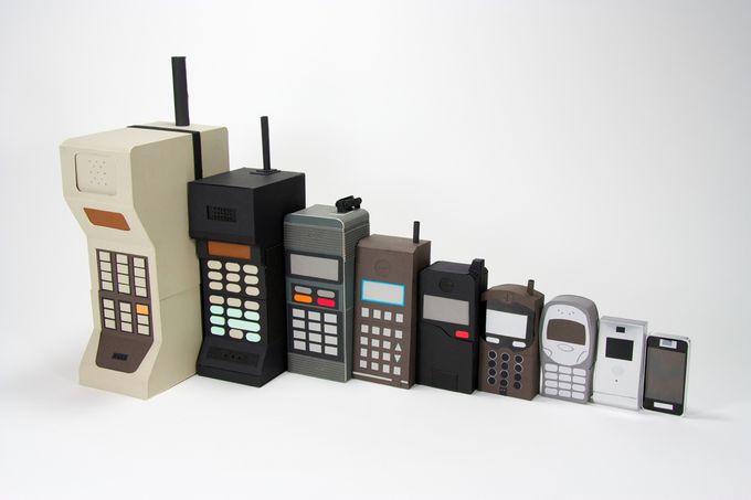 История мобильных телефонов