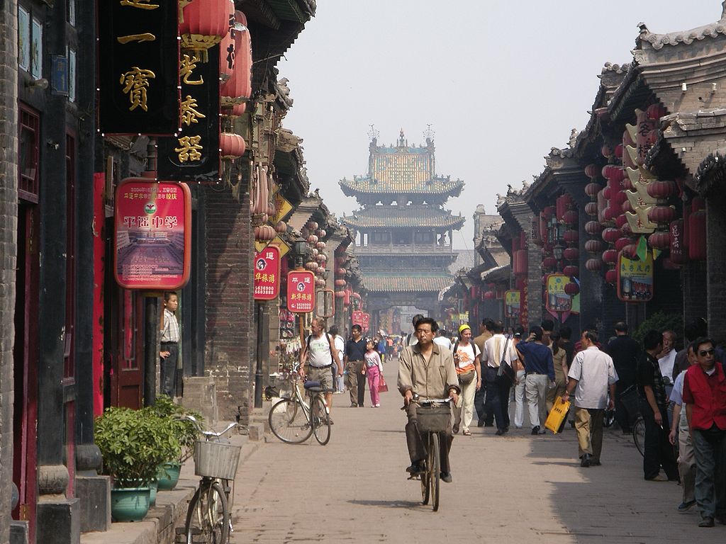 Как нужно вести себя туристам в Китае